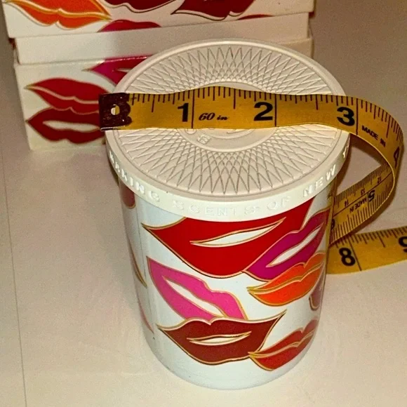 Bond No. 9 Nolita Candle Pink Lips Gift Box Ceramic Jar Empty Collectible Set - Picture 7 of 14